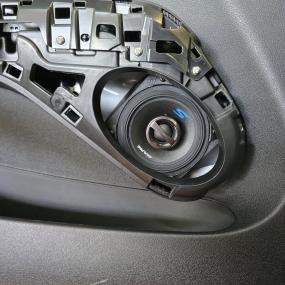 Nâng Cấp Âm Thanh Ô Tô Không Cắt Dây Zin | Giải Pháp Plug & Play 2026