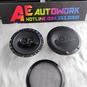 Có nên độ loa center cho xe Kia Sportage không?