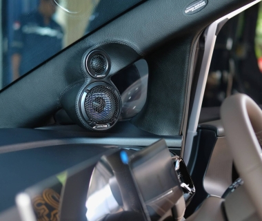 7 Câu Hỏi "Vàng" Bạn Phải Hỏi Kỹ Thuật Viên Trước Khi Độ Loa Ô Tô