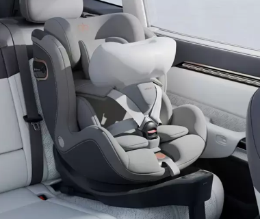 Quy định an toàn mới 2026: Siết chặt việc sử dụng ghế trẻ em trên ô tô