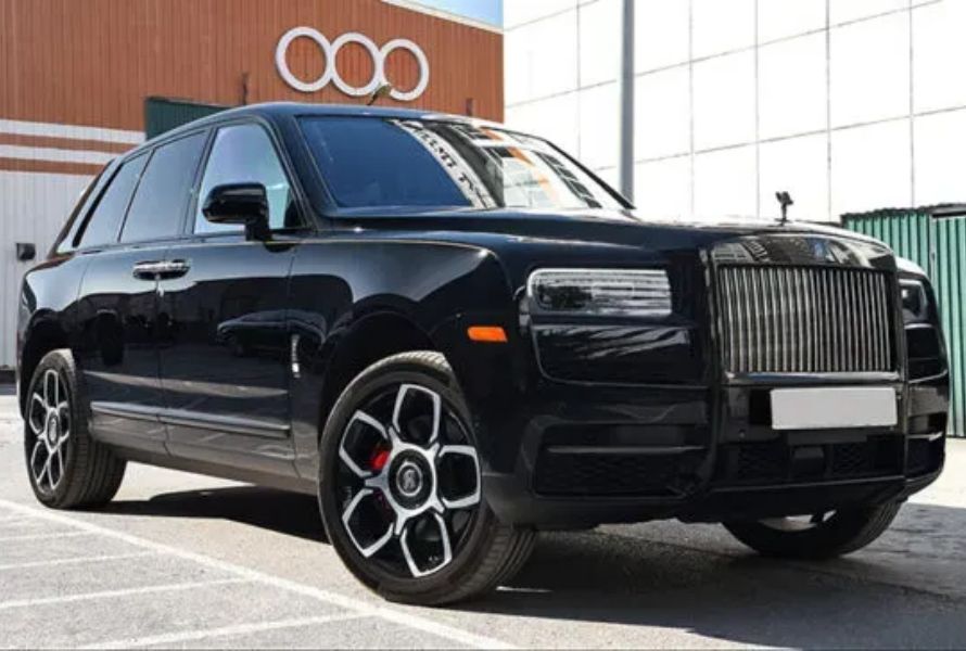 Danh-Gia-Rolls-Royce-Cullinan-Black-Badge-Day-Ca-Tinh