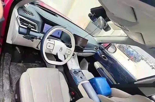 byd-atto-2-phien-ban-moi-lo-dien