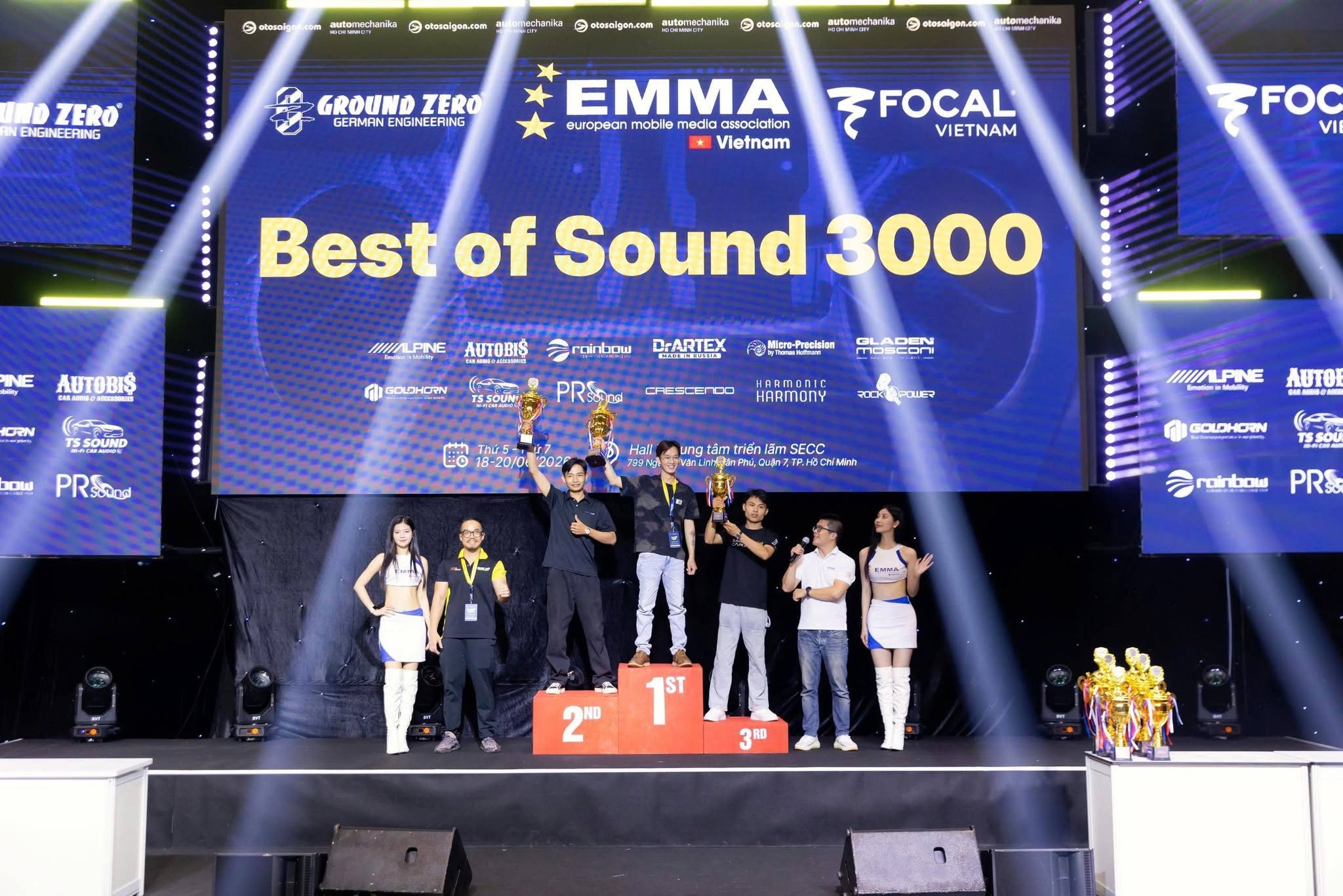 dau-truong-dang-cap-quoc-te-emma-2026-anhem-autowork-dai-thang-voi-cu-dup-cup-vang-danh-gia