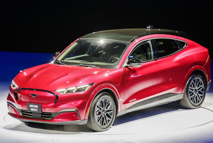 ford-mustang-mach-e-buoc-chuyen-minh-day-tao-bao-cua-huyen-thoai-my