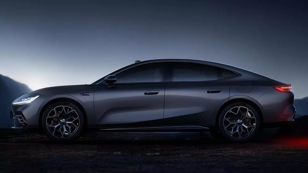 geely-galaxy-tt-sedan-dien-moi-phong-cach-xiaomi