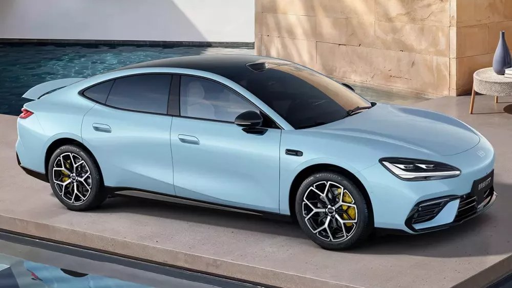 geely-galaxy-tt-sedan-dien-moi-phong-cach-xiaomi