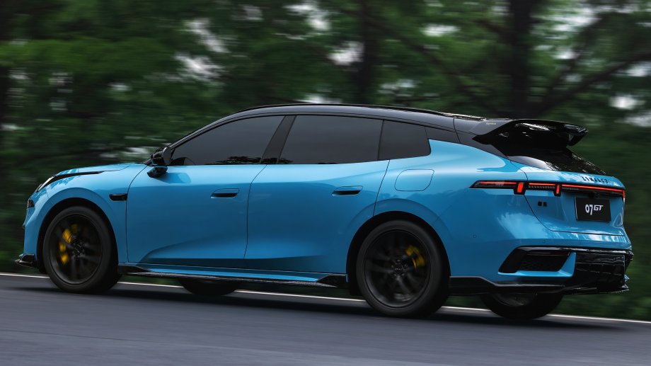 lynk-co-07-gt-xe-dua-gia-dinh-hybrid-530hp