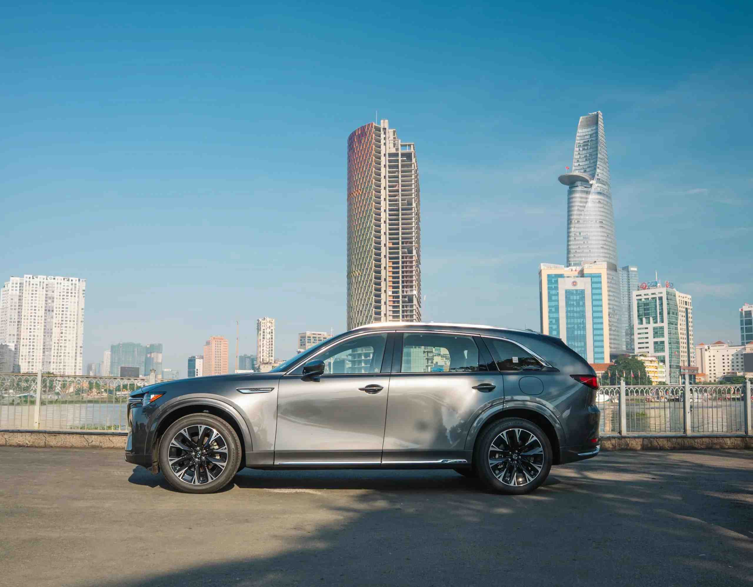 mazda-cx-90-suv-dau-bang-chinh-thuc-ra-mat