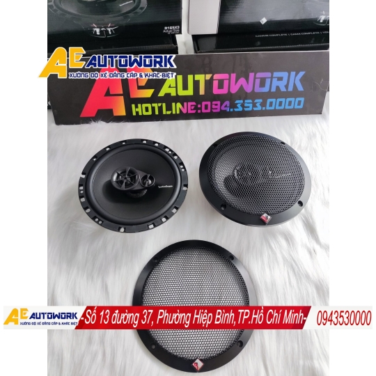 Có nên độ loa center cho xe Kia Sportage không?