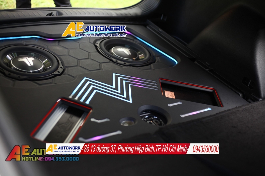 co-nen-thay-loa-truoc-hay-loa-sau-truoc