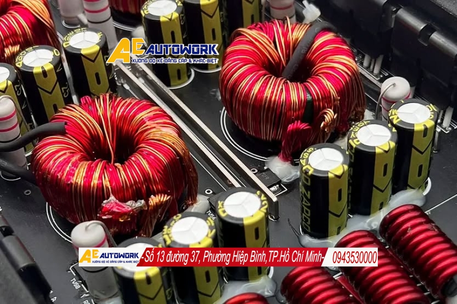 bo-xu-ly-tin-hieu-am-thanh-ky-thuat-so-dsp-zapco