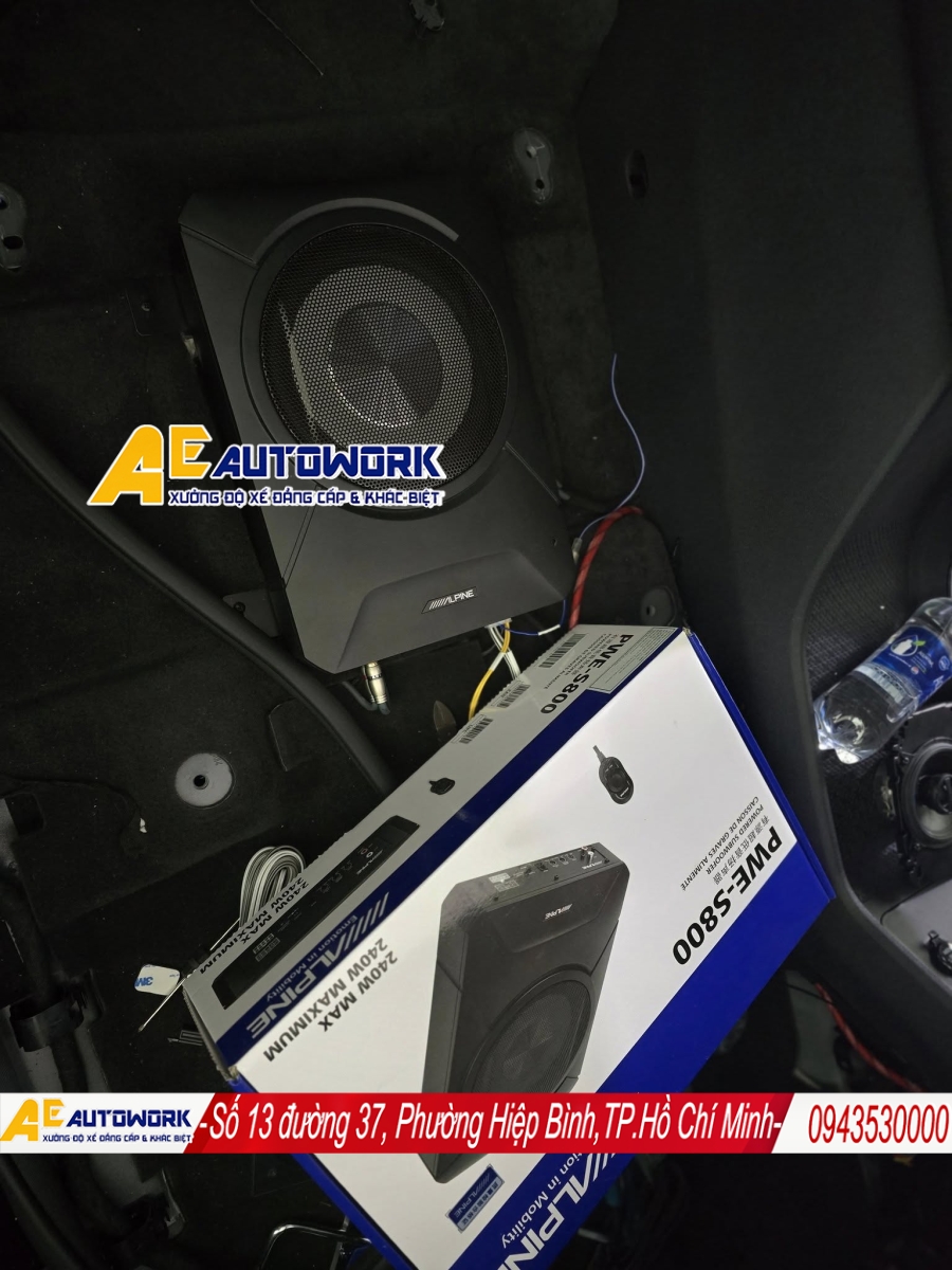 quy-trinh-nang-cap-am-thanh-o-to-tai-gara