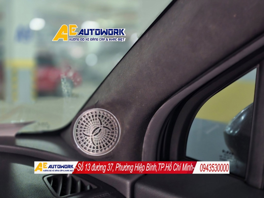 loa-toan-dai-trung-tam-cho-o-to