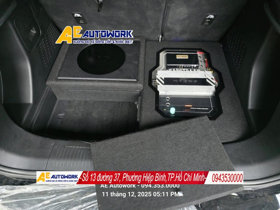 nang-cap-am-thanh-o-to-khong-cat-day-zin