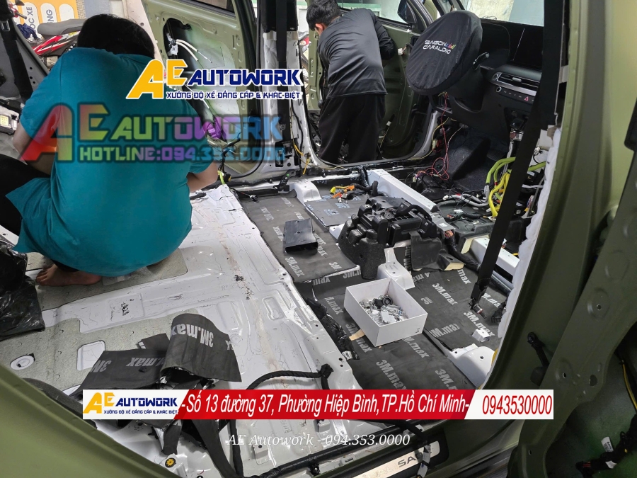 cach-ve-sinh-noi-that-xe-hoi-tai-nha