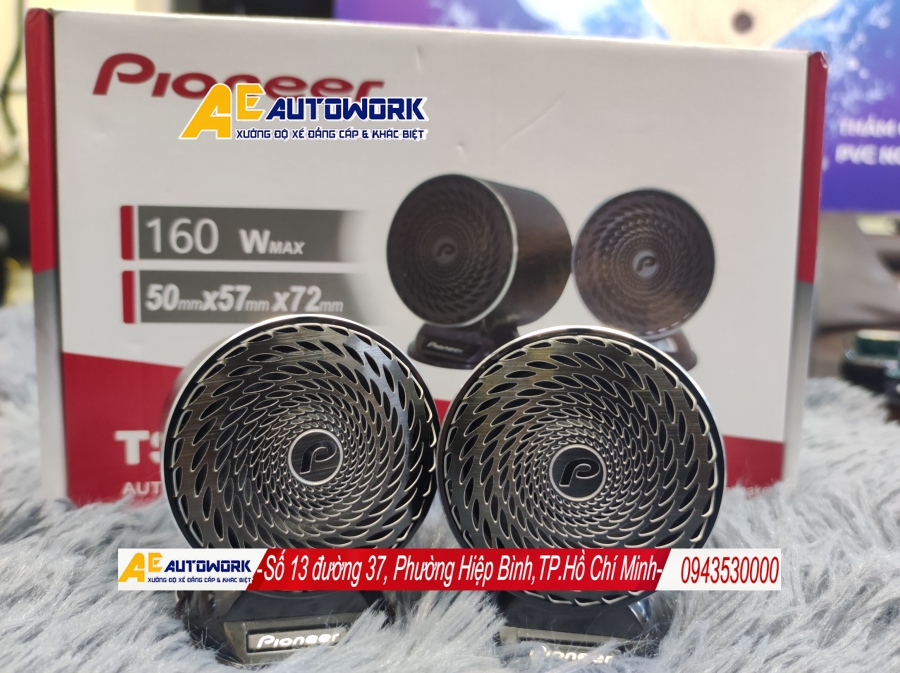 loa-taplo-chat-luong-cao-cho-xe-han